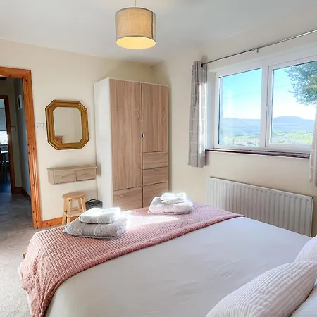 Honeybee Valentia By Trident Homes