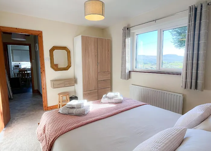Honeybee Valentia By Trident Homes