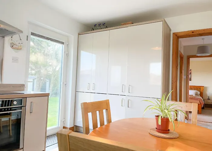 Honeybee Valentia By Trident Homes בית נופש